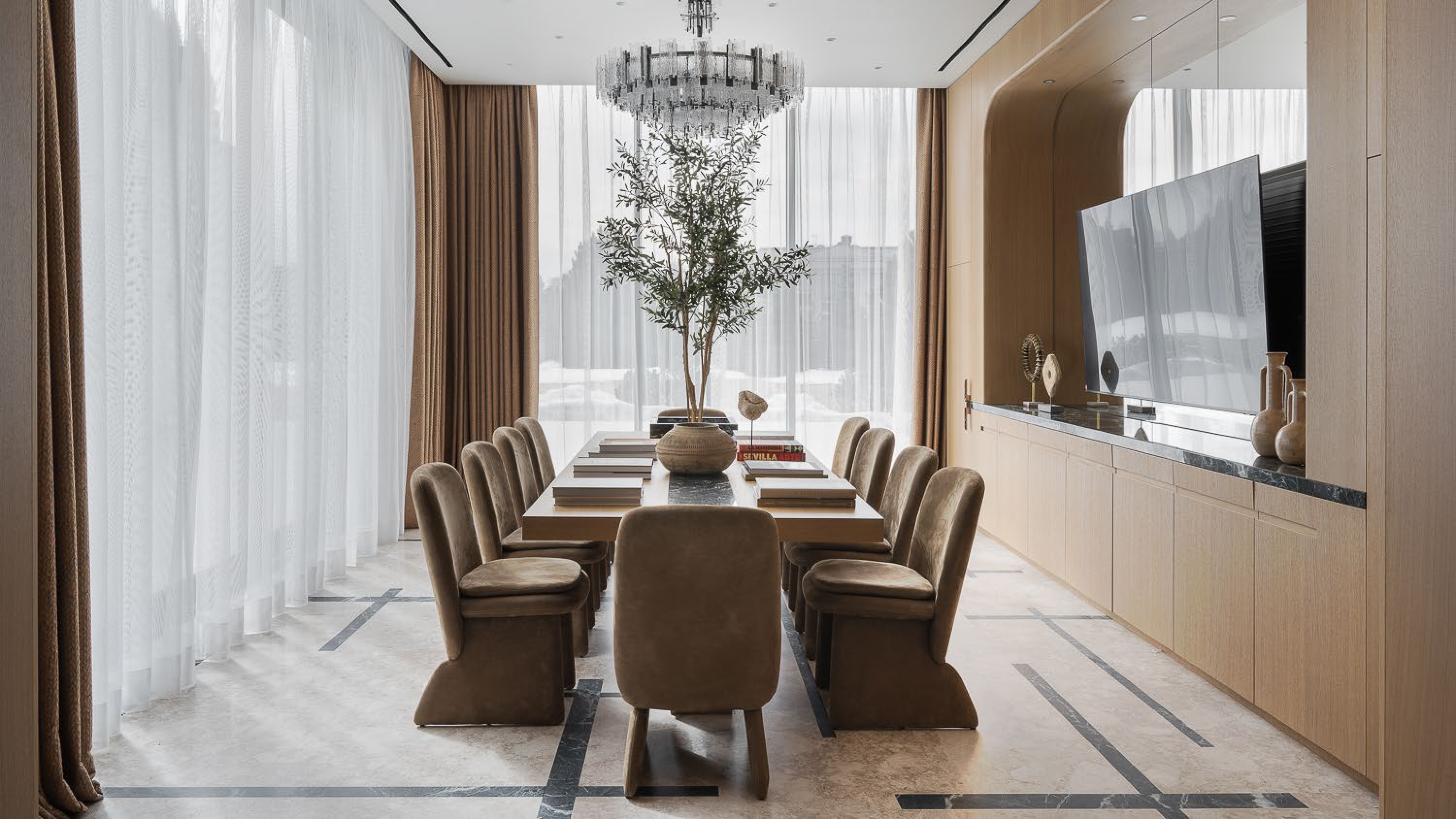 Океанический дом Villa Alora 1400 м² в Миллениум Парке у канала. Мастер-блок 220 м², спа, искусство